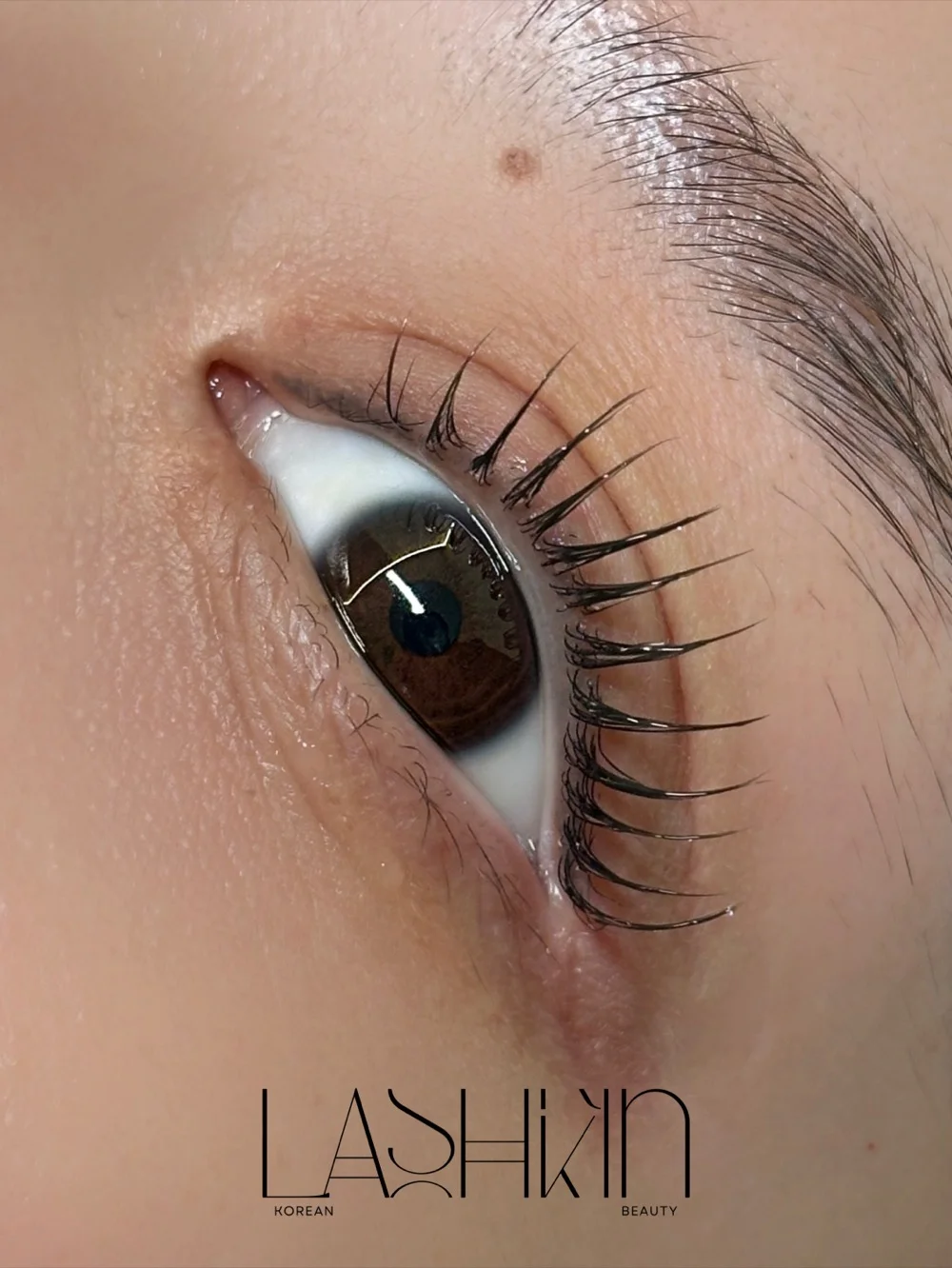 PermPoint close-up — LED glue extensions